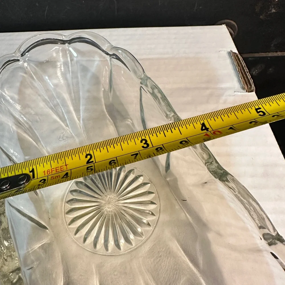 2 Clear Glass Scalloped Edge Oval Banana‎ Split Serving Dishes Sunburst Detail